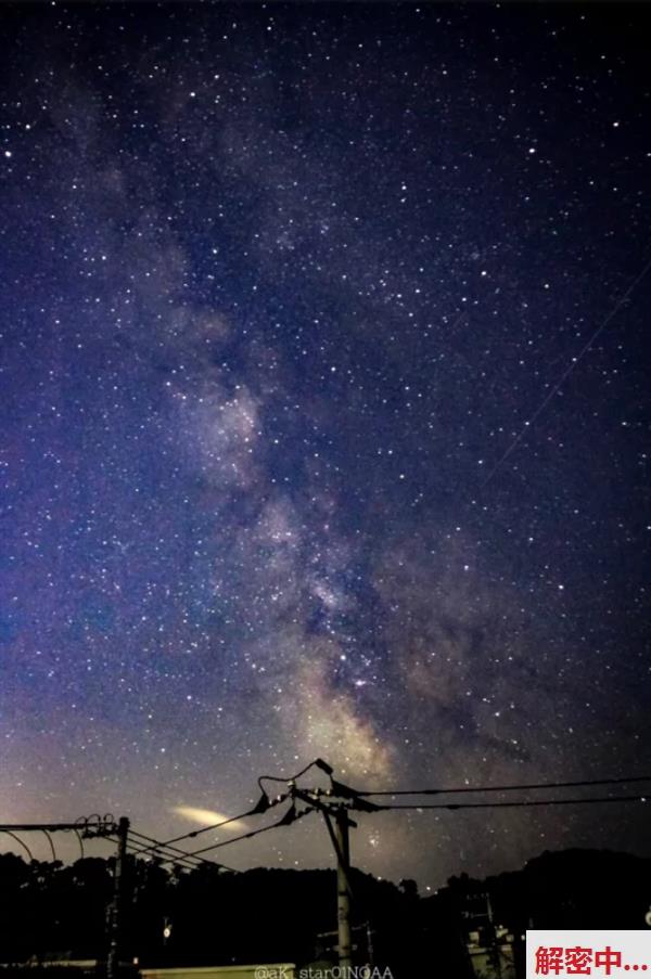 北海道地震俾295万户停电 群众无意拍到华丽星