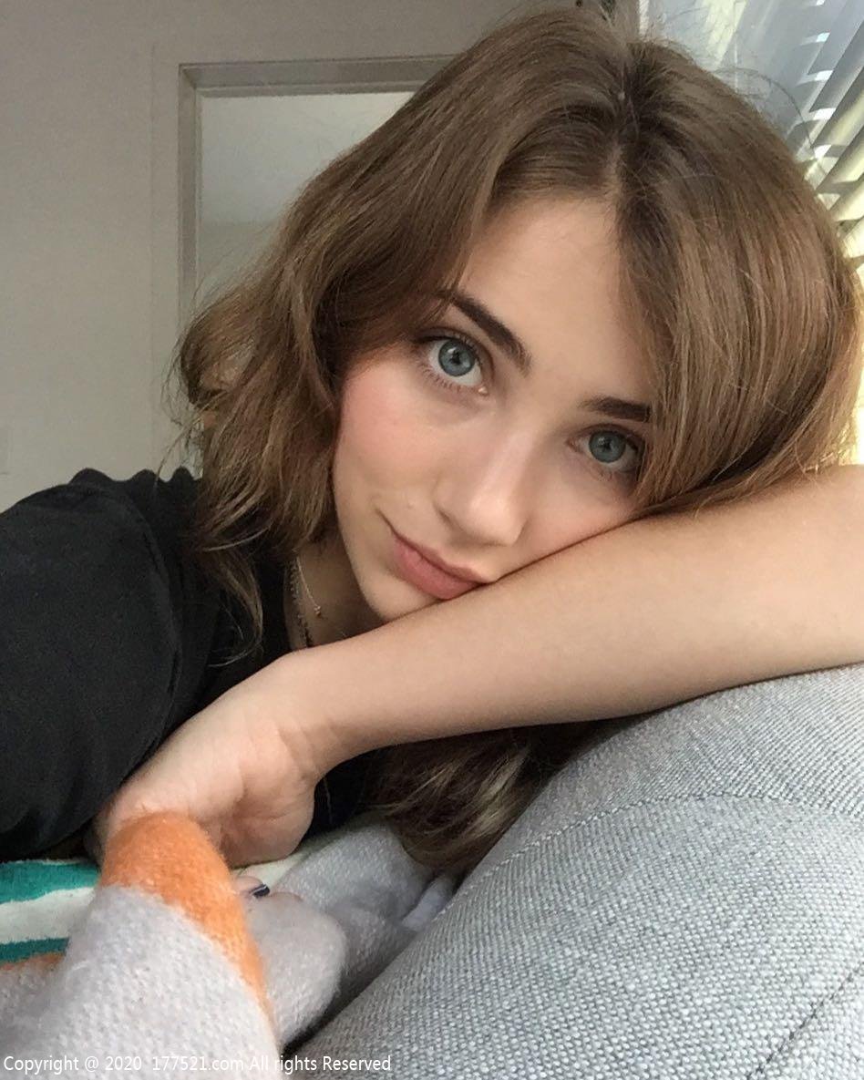 Emily Rudd(埃米莉·拉德)人物简历详细播报完整版