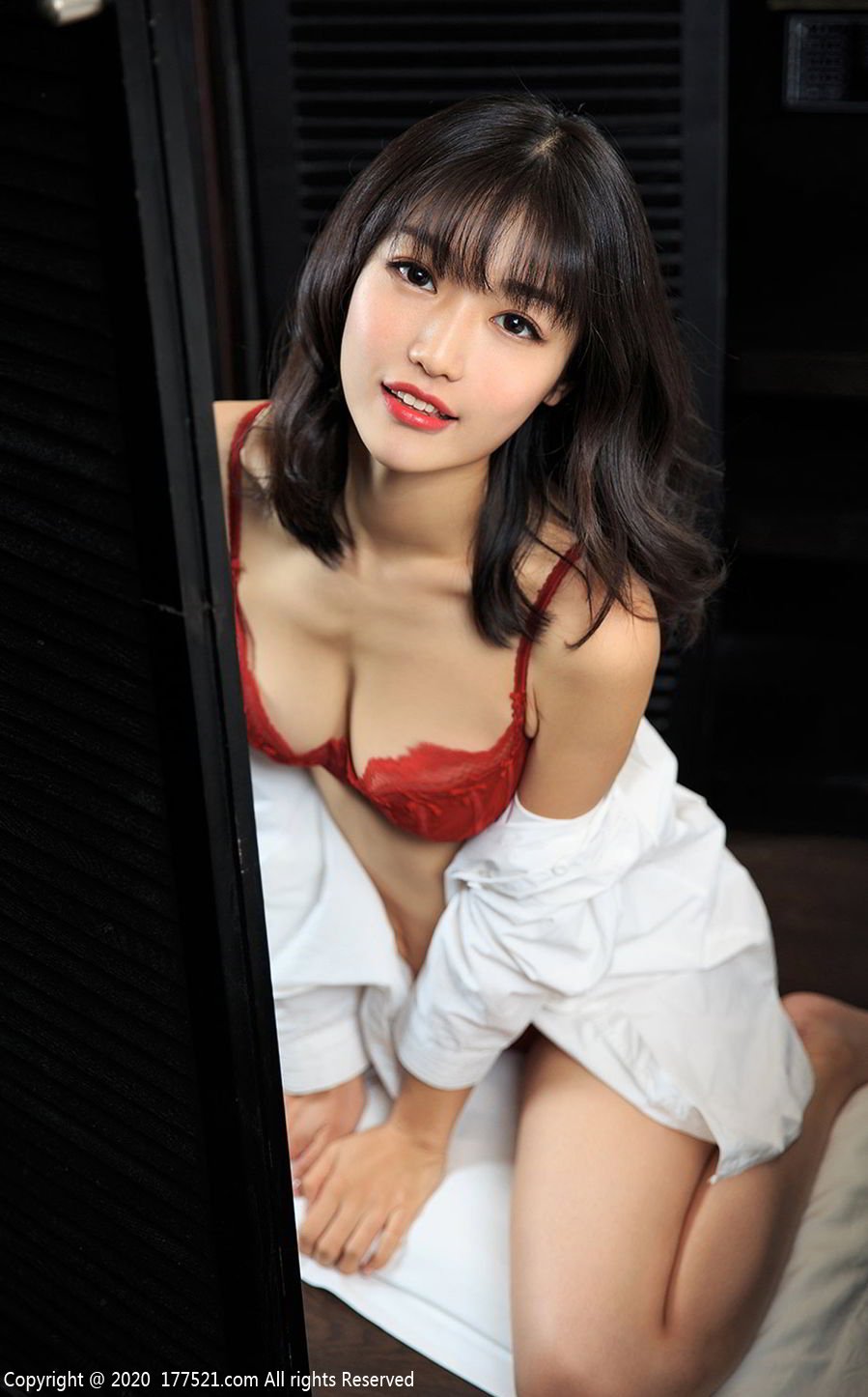 小文人物简历详细播报完整版
