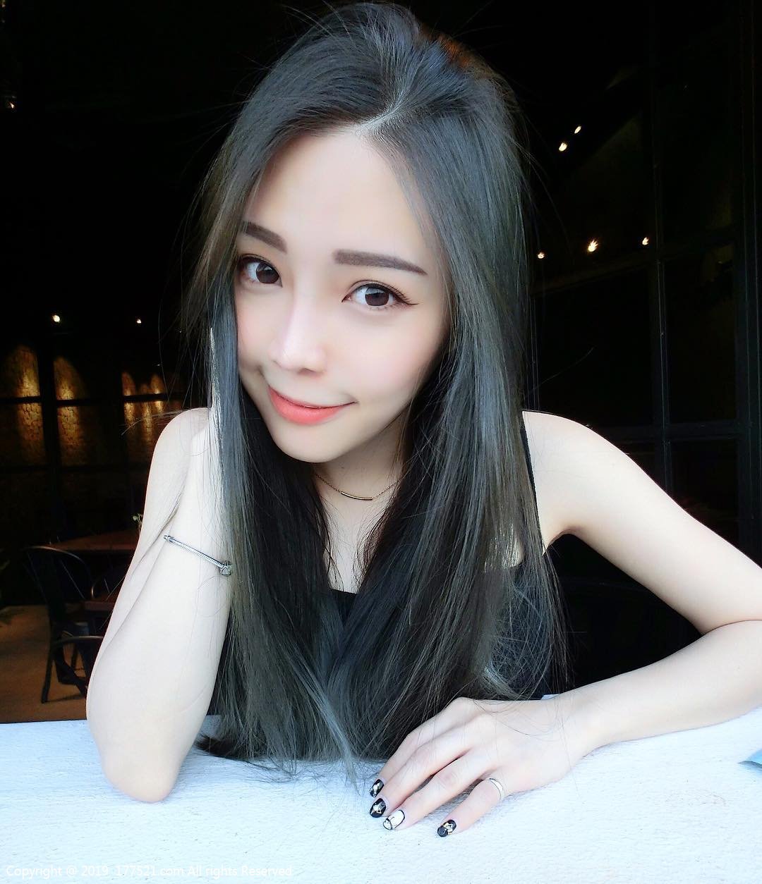 Ehuey Huey(亿菲菲)人物简历详细播报完整版