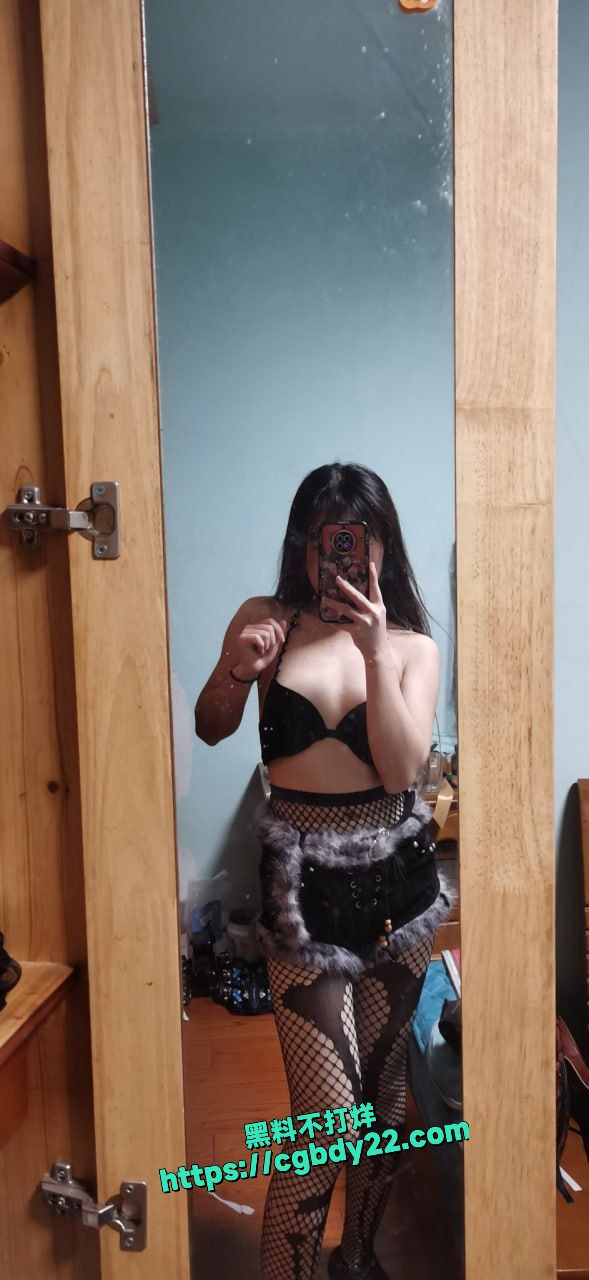 温州清纯女高中生 火辣身材肥臀炸裂15